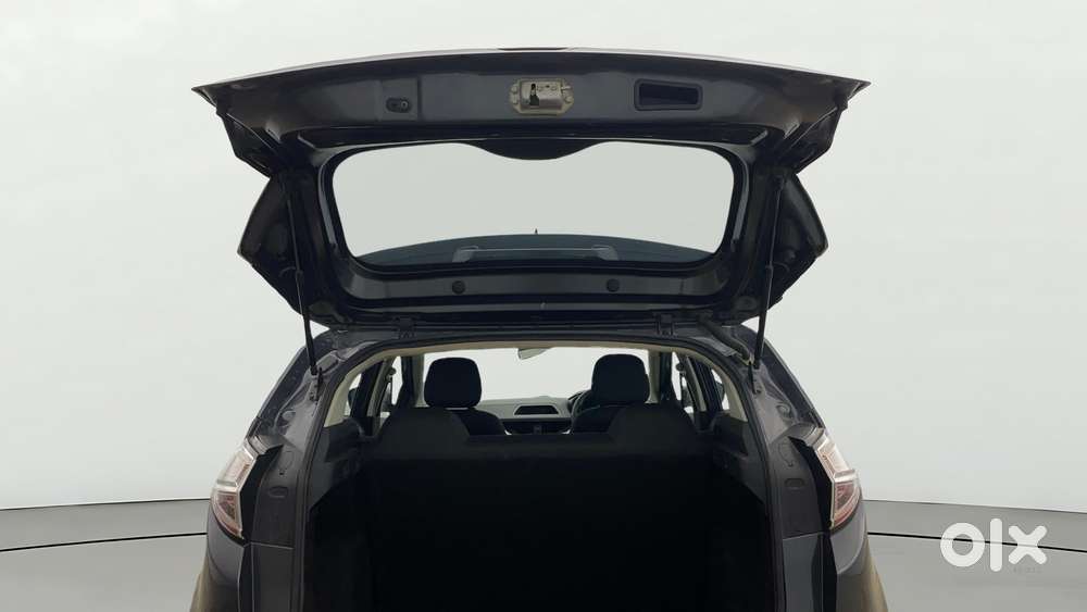 Tata Nexon 1.2 Revotron Xma, 2018, Petrol