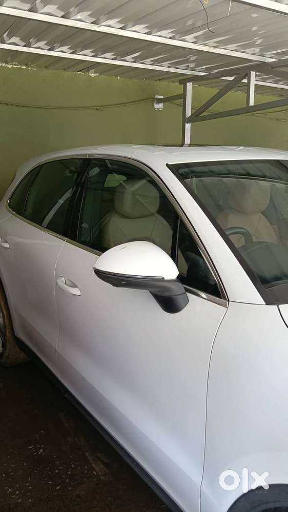 Porsche Cayenne 2022 Petrol Good Condition