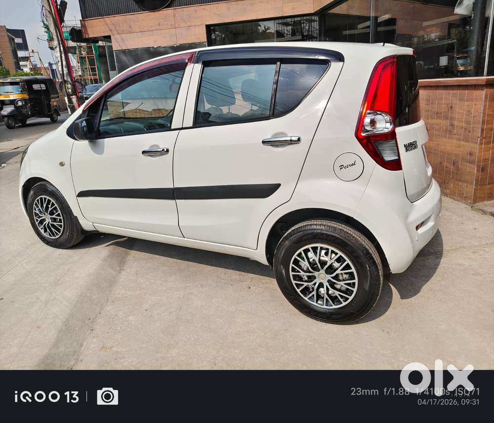 Maruti Suzuki Ritz Lxi, 2011, Petrol