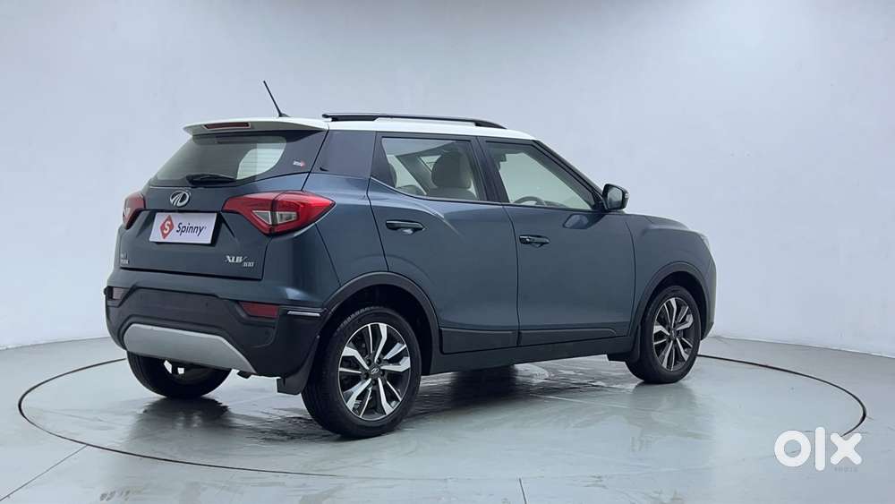 Mahindra Xuv300 W8 Option Dual Tone Diesel, 2021, Diesel