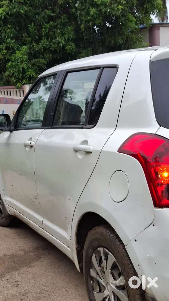 Maruti Suzuki Swift 2010 Vdi Bsiv