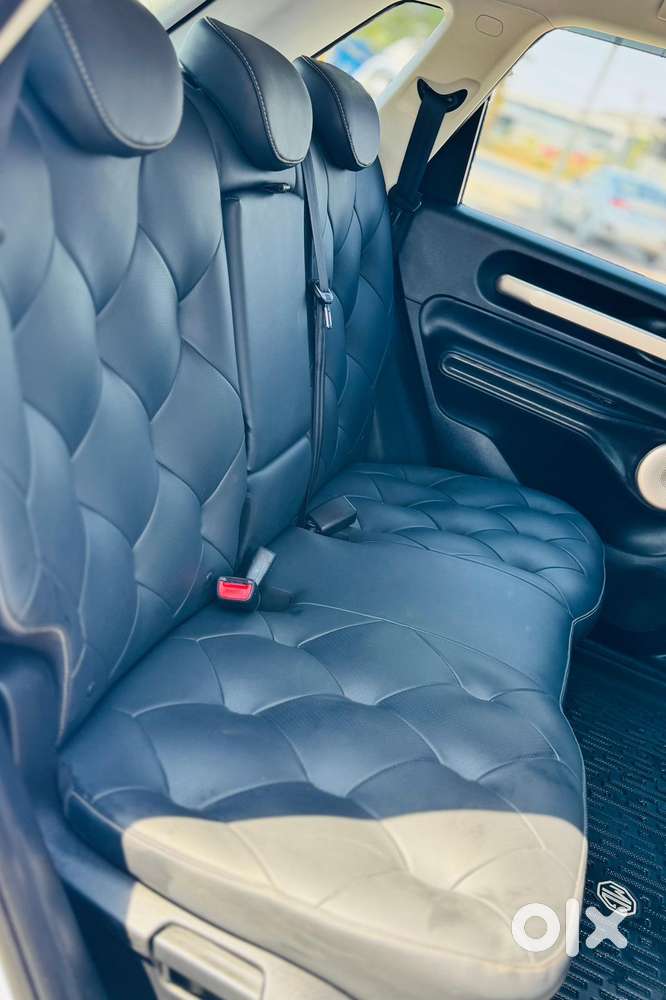 Mg Windsor Ev Essence, 2024, Electric