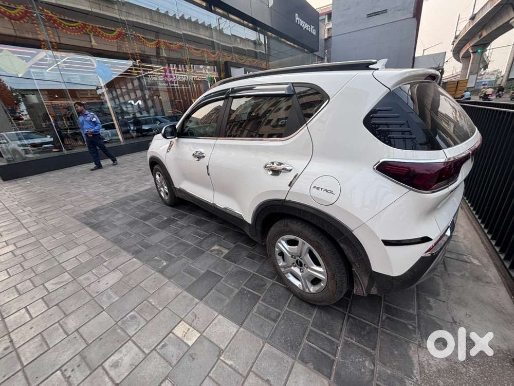 Kia Sonet Petrol 2022