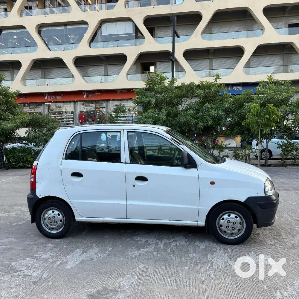  Hyundai Santro Xing Xl  Reliable Petrol Hatchback For Daily Use