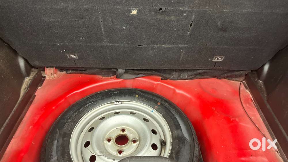 Maruti Suzuki Swift Lxi, 2018, Petrol