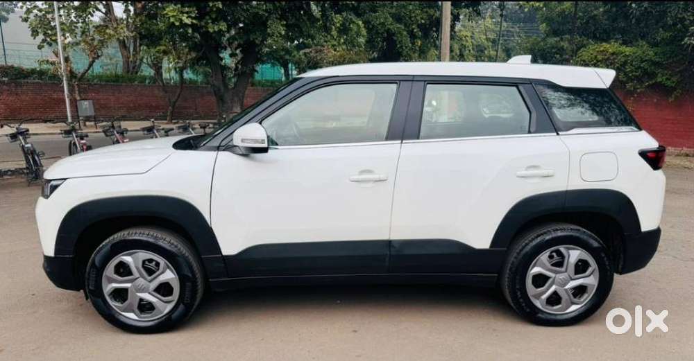 Maruti Suzuki Vitara Brezza 1.5 Vxi, 2023, Cng & Hybrids