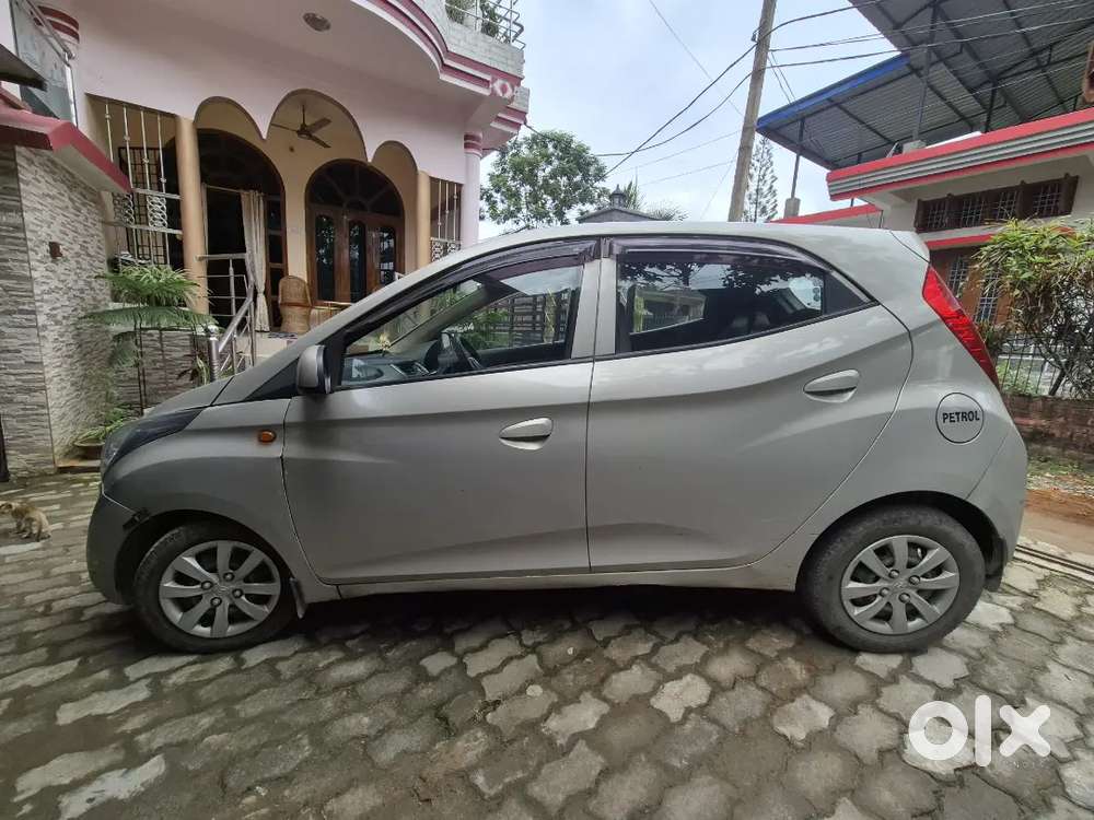 Hyundai Eon 0.8 Sportz 2013
