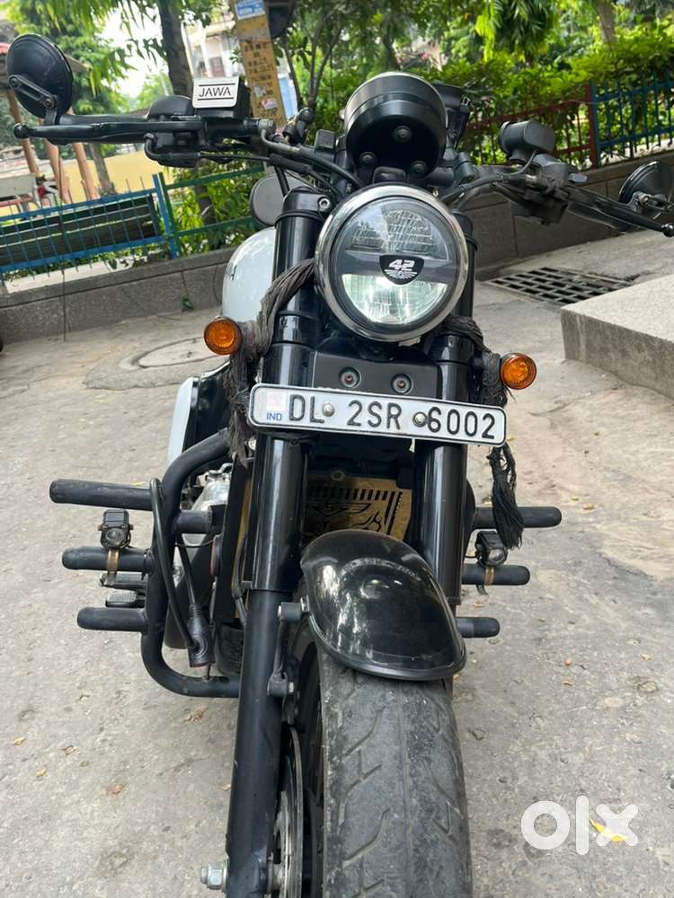 Jawa 42 bobber