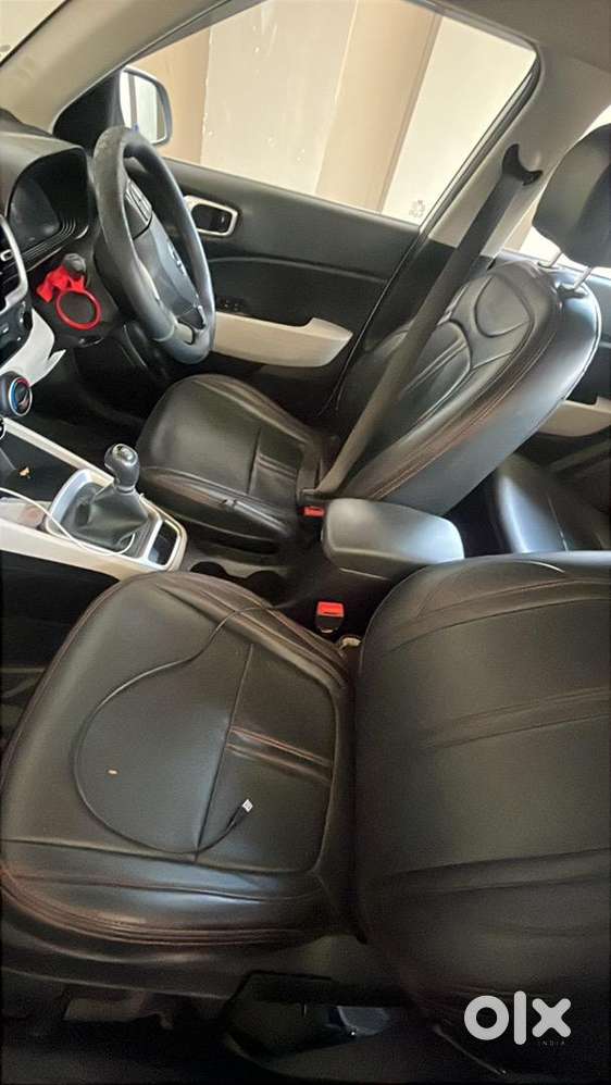 Hyundai Venue 2023 Petrol Good Condition