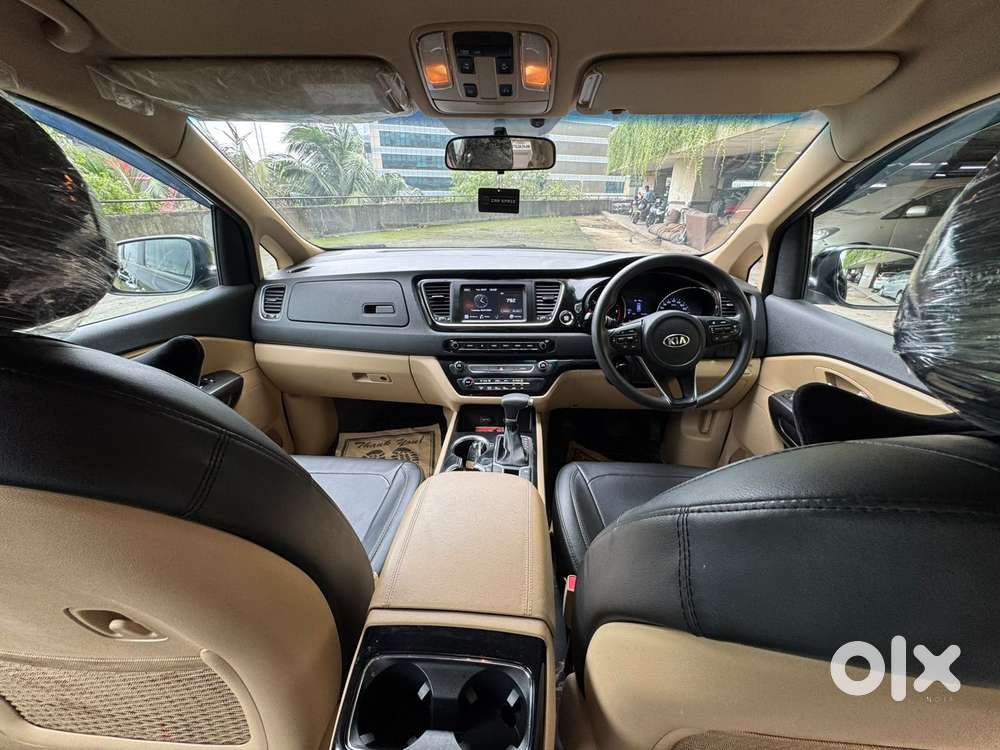 Kia Carnival Premium, 2021, Diesel