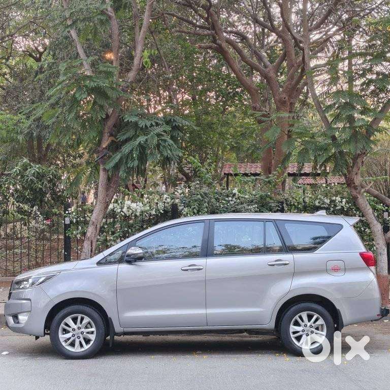 Toyota Innova Crysta 2.4 G Mt 7 Str, 2023, Diesel