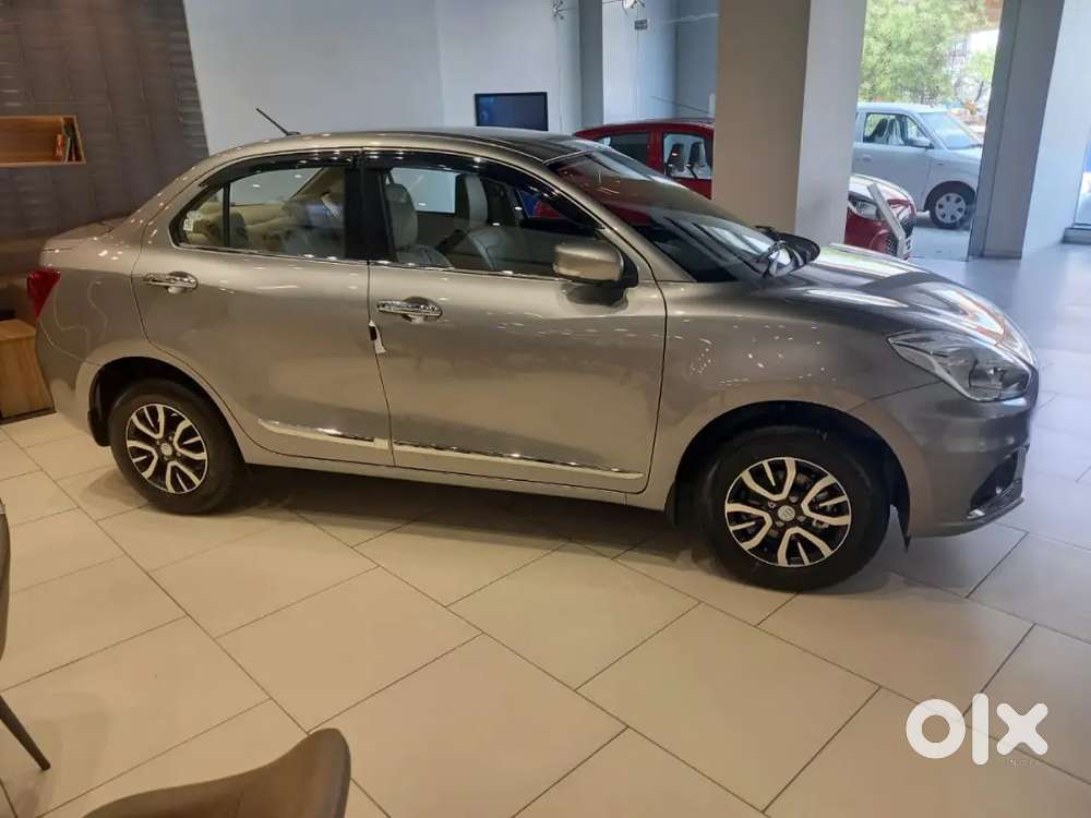 Maruti Suzuki Dzire 2023 Petrol 68000 Km Driven