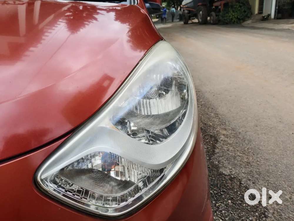 Hyundai i10 Kappa Sportz 2012 Car