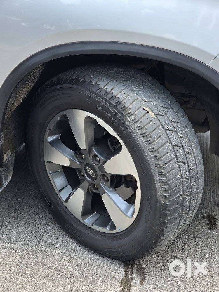 Mahindra Alturas G4 4wd At, 2020, Diesel