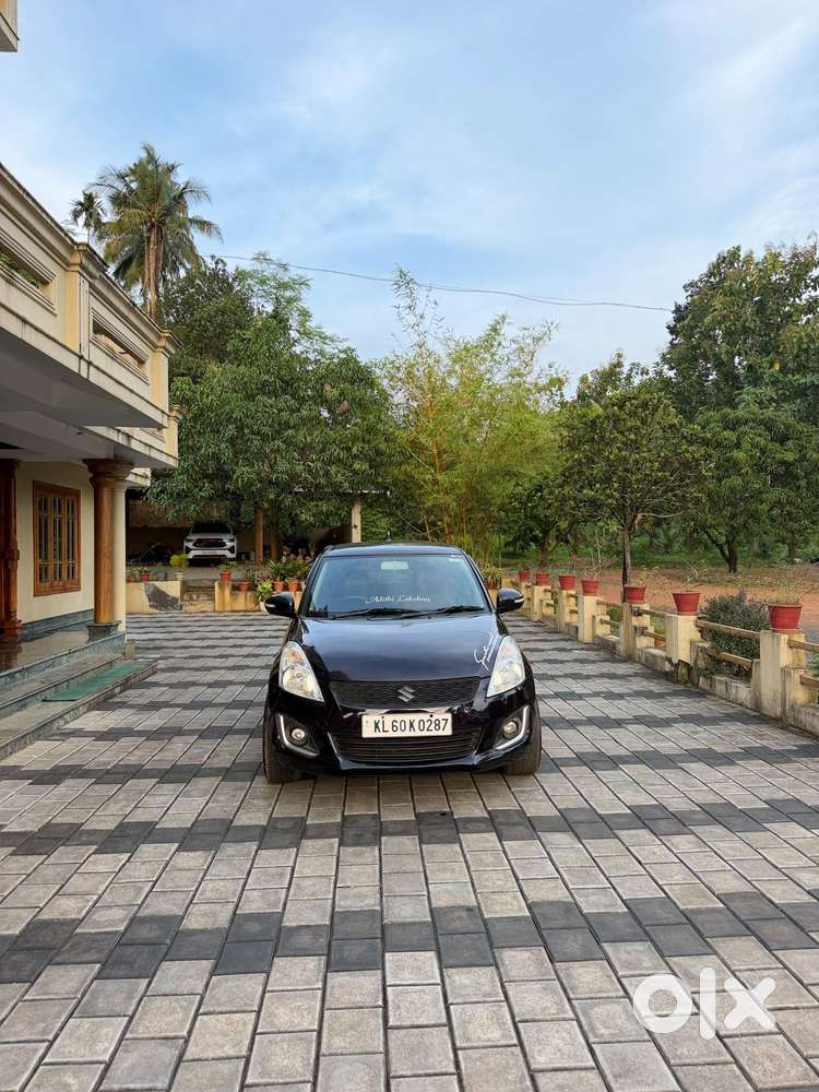 Maruti Suzuki Swift Vxi Abs Bsiv, 2015, Petrol