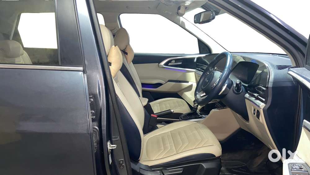 Kia Carens 1.4 Luxury Plus Dct 7 Str, 2022, Petrol