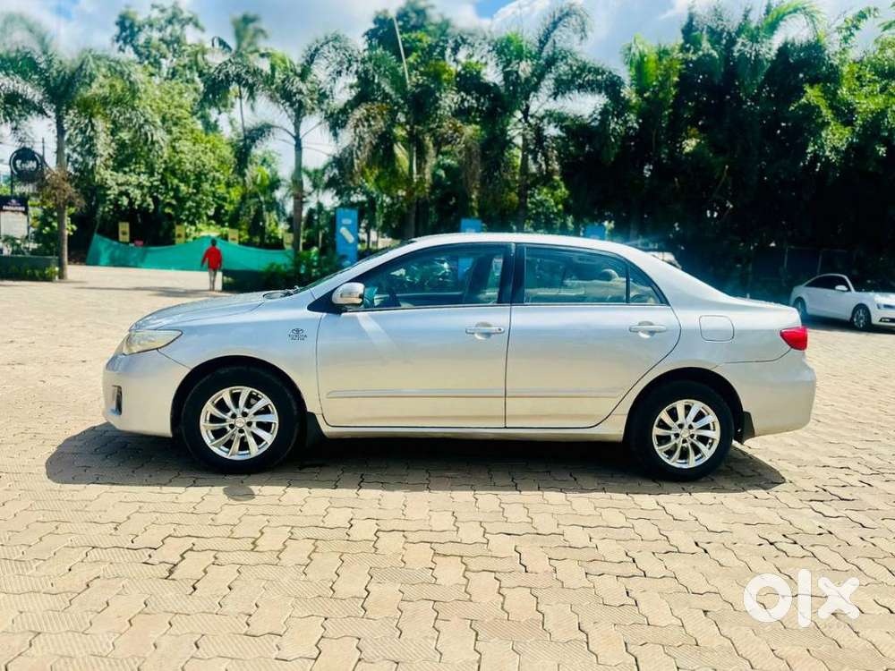 Toyota Corolla Altis 1.8 J, 2011, Diesel