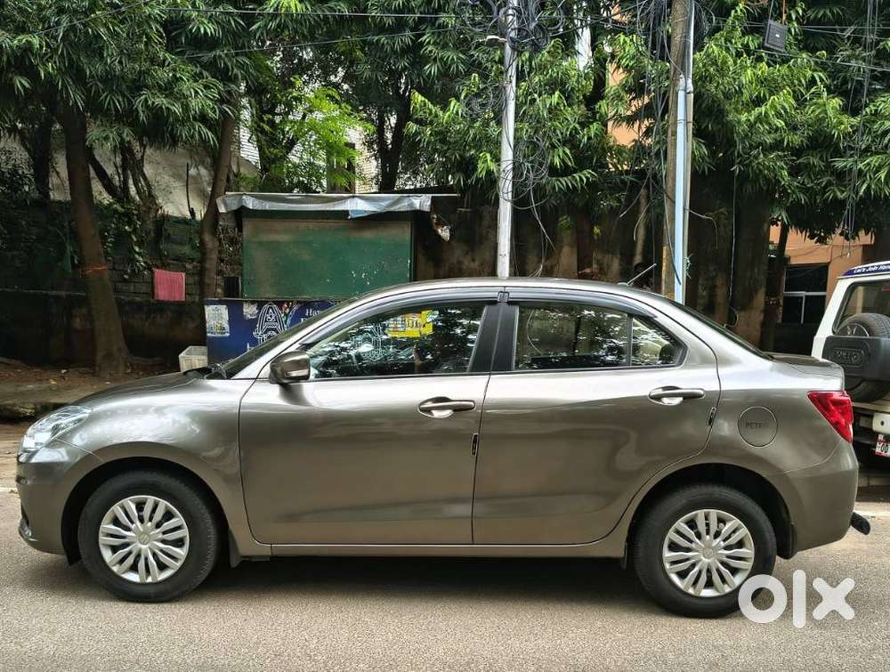 Maruti Suzuki Swift Dzire Vxi Optional, 2021, Petrol