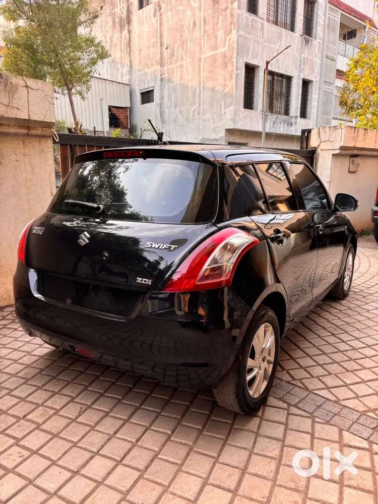 Maruti Suzuki Swift Zdi Plus 2012
