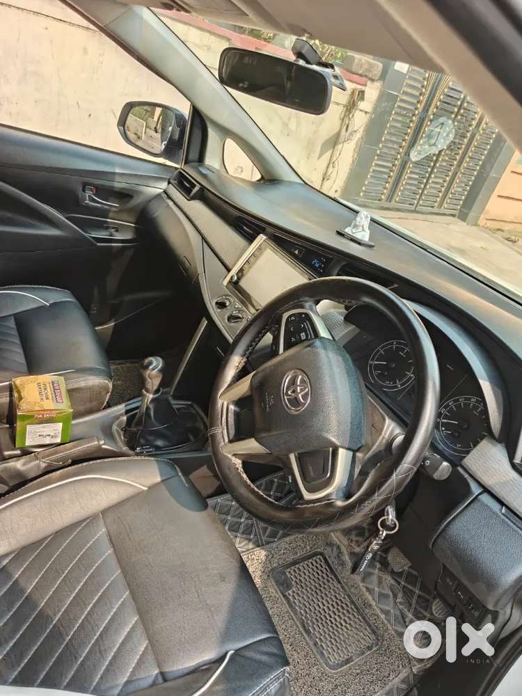 Toyota Innova Crysta 2023 Diesel 30000 Km Driven November 2023
