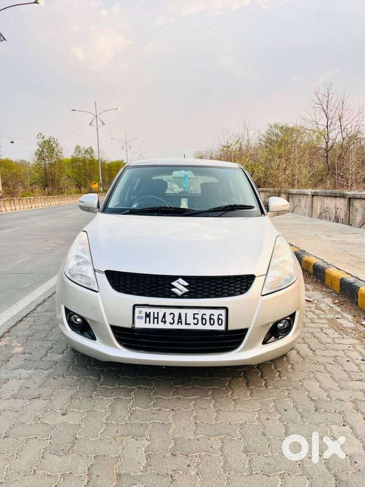 Maruti Suzuki Swift Vxi + Manual, 2012, Petrol