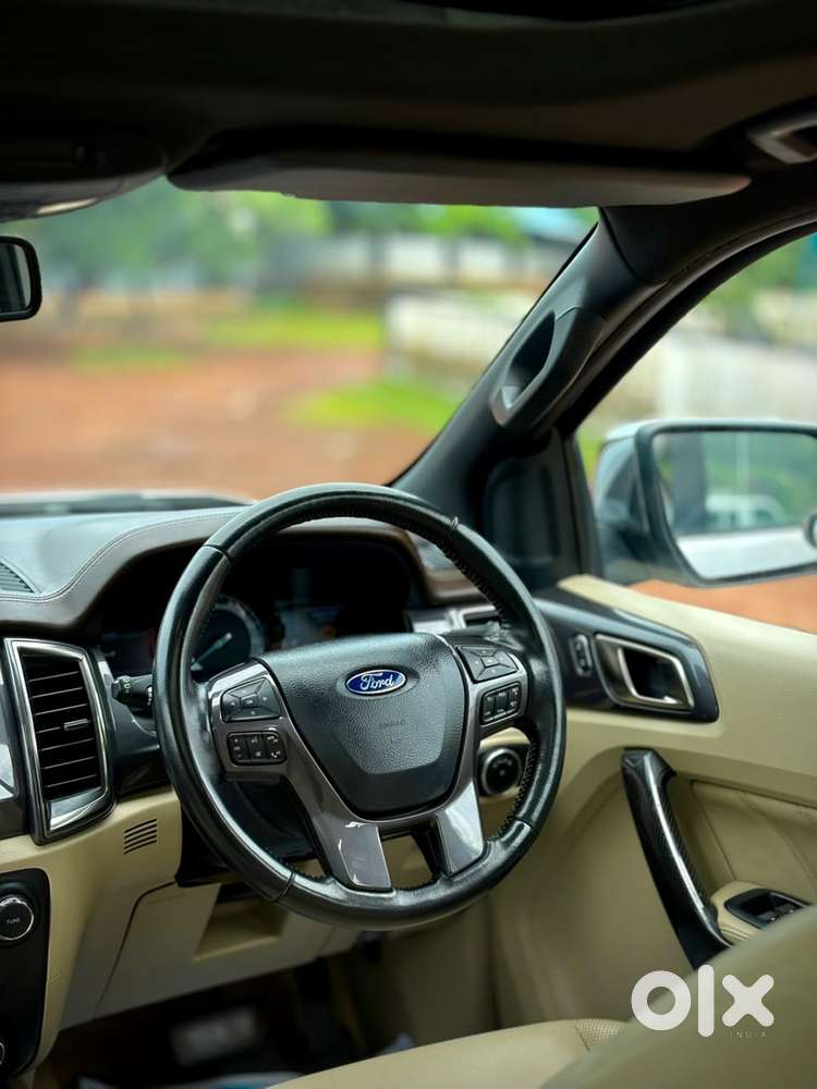 Ford Endeavour 3.2 Titanium At 4x4, 2016, Diesel