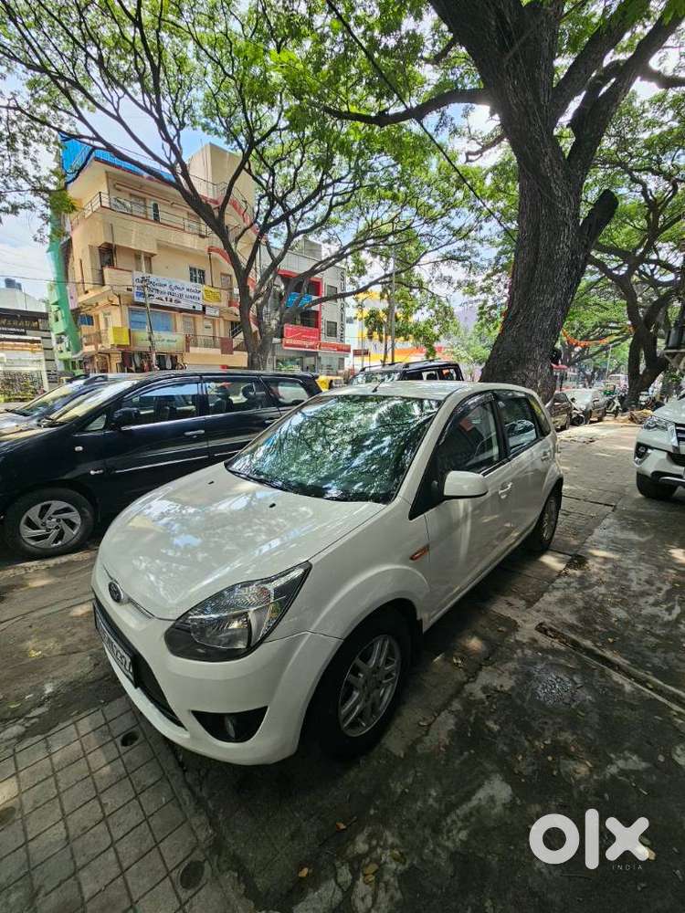 Ford Figo 1.5D Titanium MT, 2011, Diesel