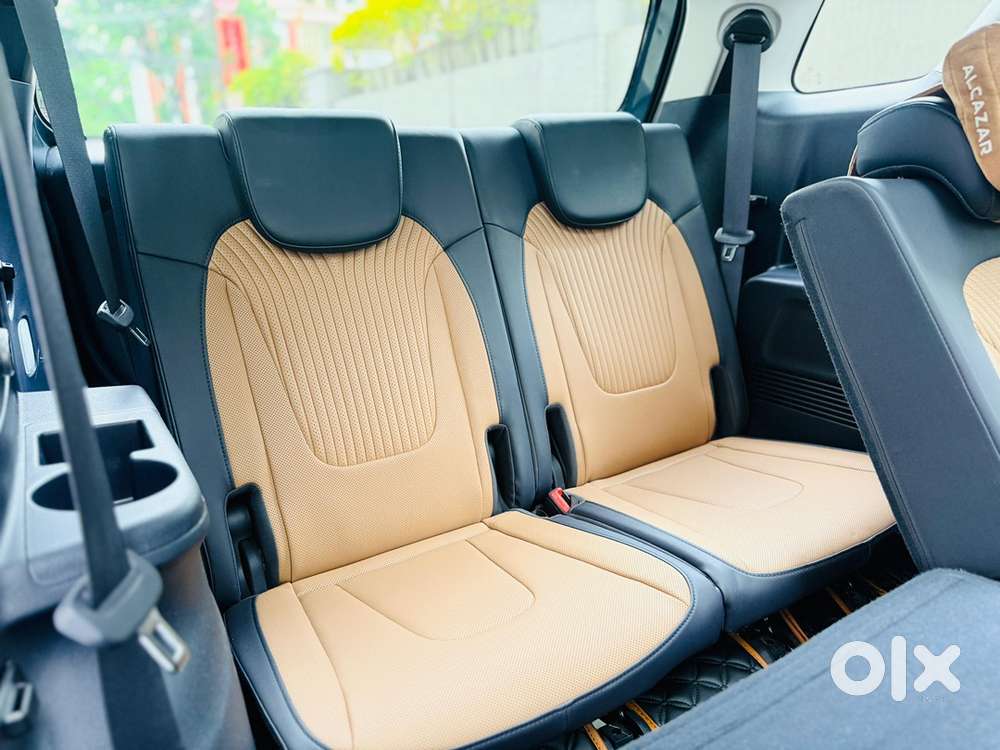 Hyundai Alcazar 2025 Petrol Signature