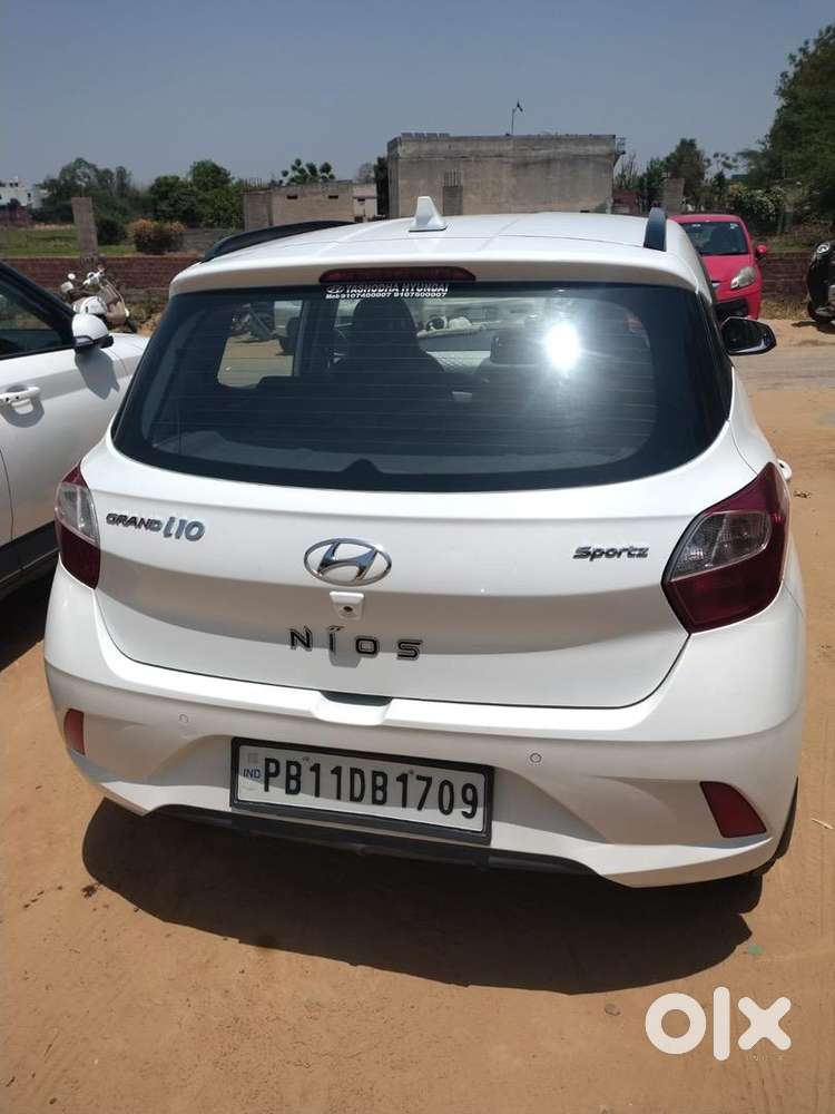 Hyundai Petrol Manual 2023
