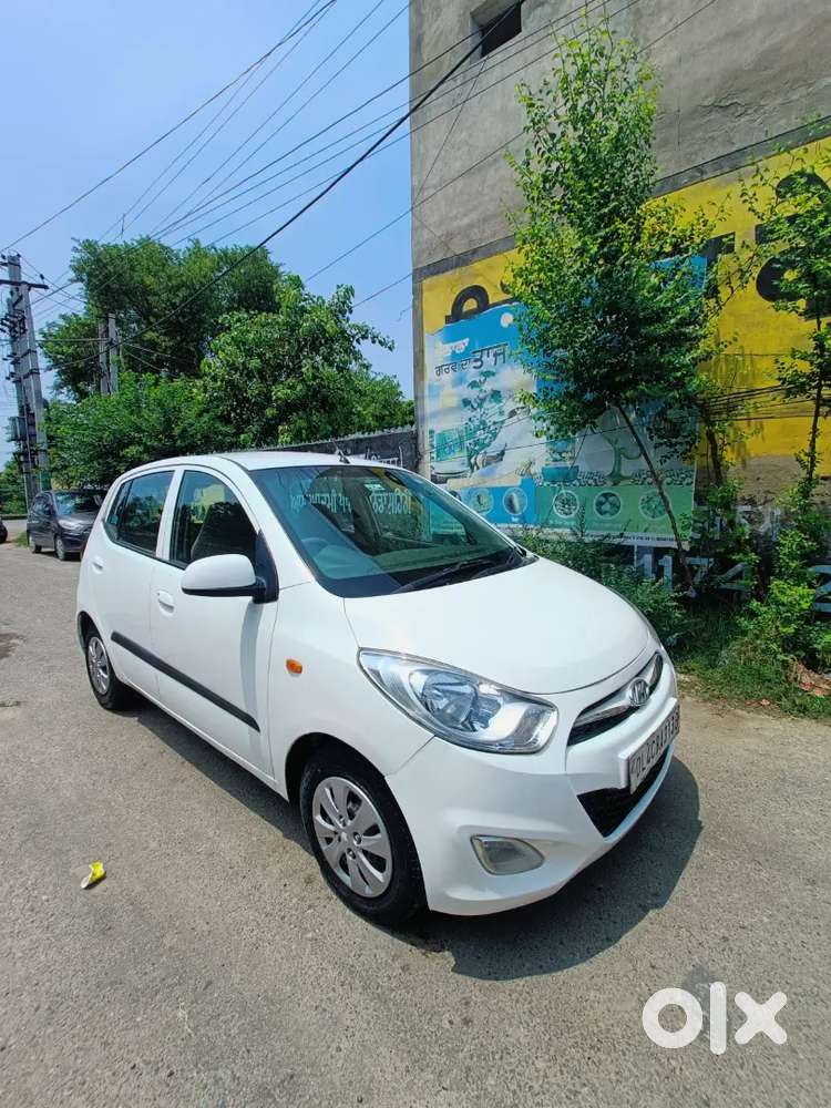 Hyundai I10 Sportz 2014 Petrol