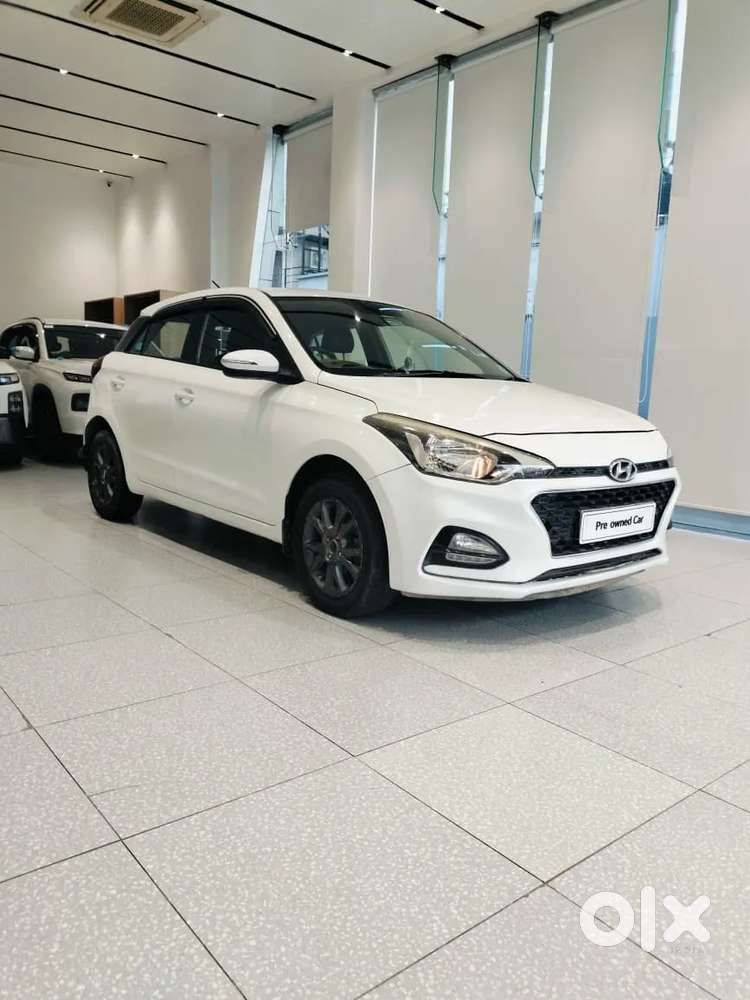 Hyundai I20 Sportz 1.2 Ivt, 2020, Petrol