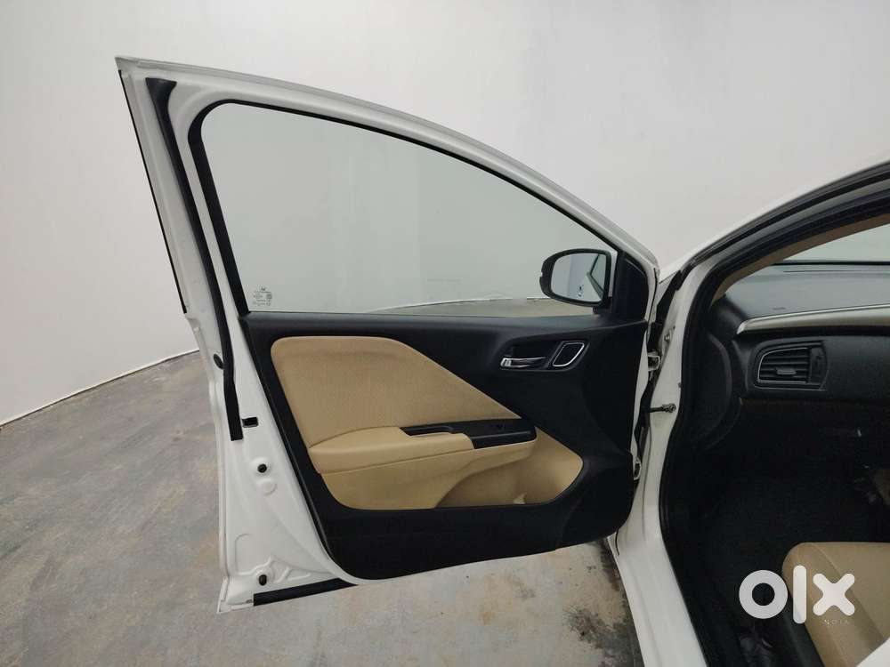 Honda City I-vtec V, 2022, Petrol