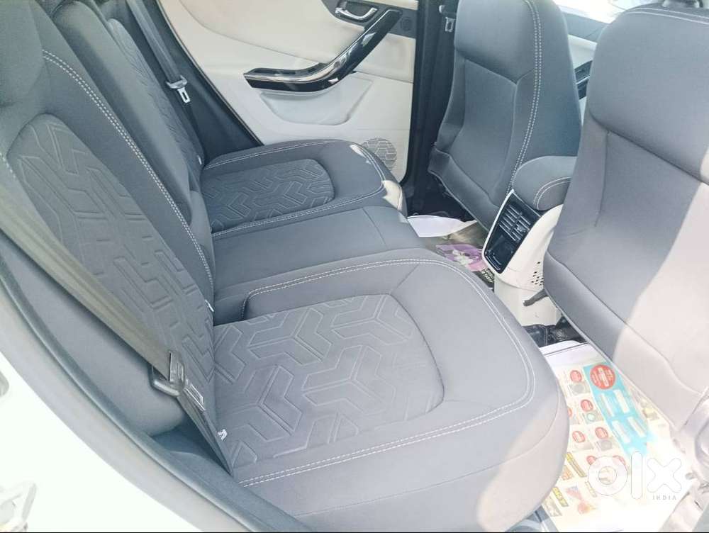 Tata Nexon Xza+ Premium Automatic Petrol, 2022 Bh Series Paid Till 28