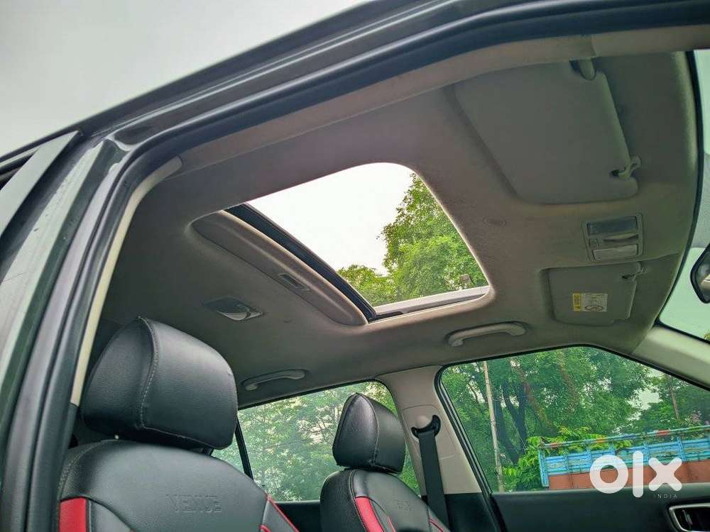 Hyundai Venue, 2021, Petrol