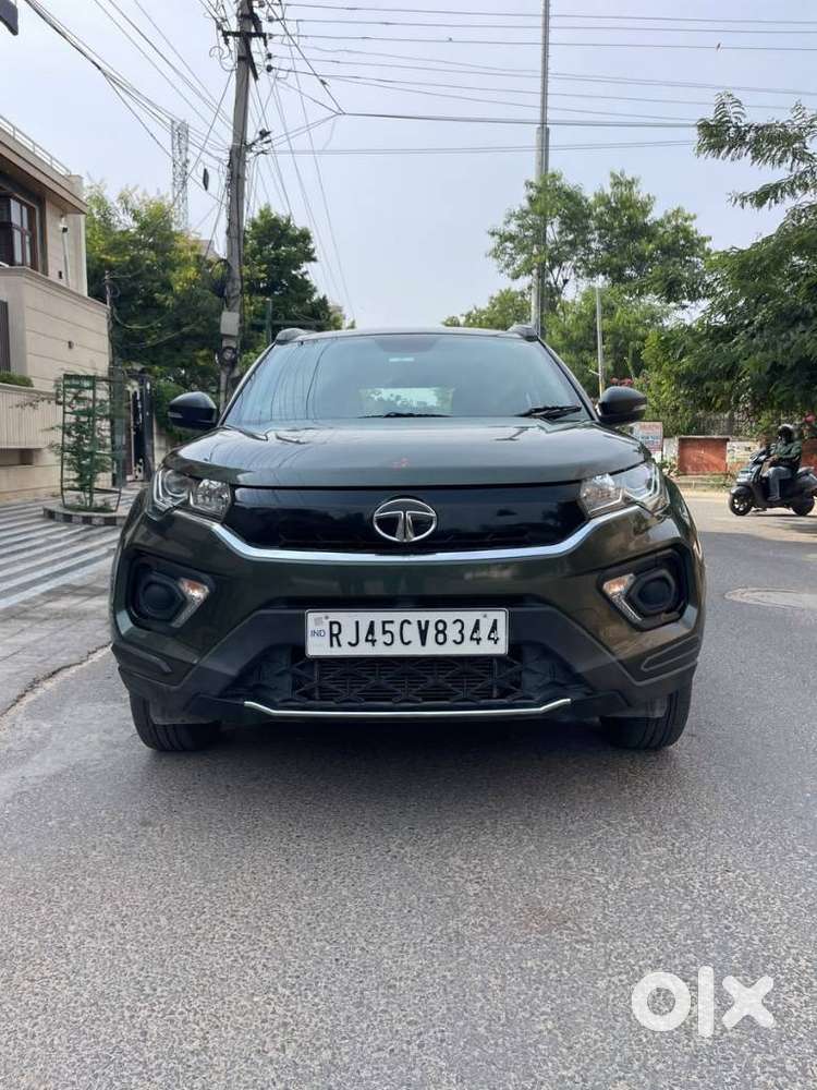 Tata Nexon 1.5 Revotorq Xma Amt (s), 2023, Petrol