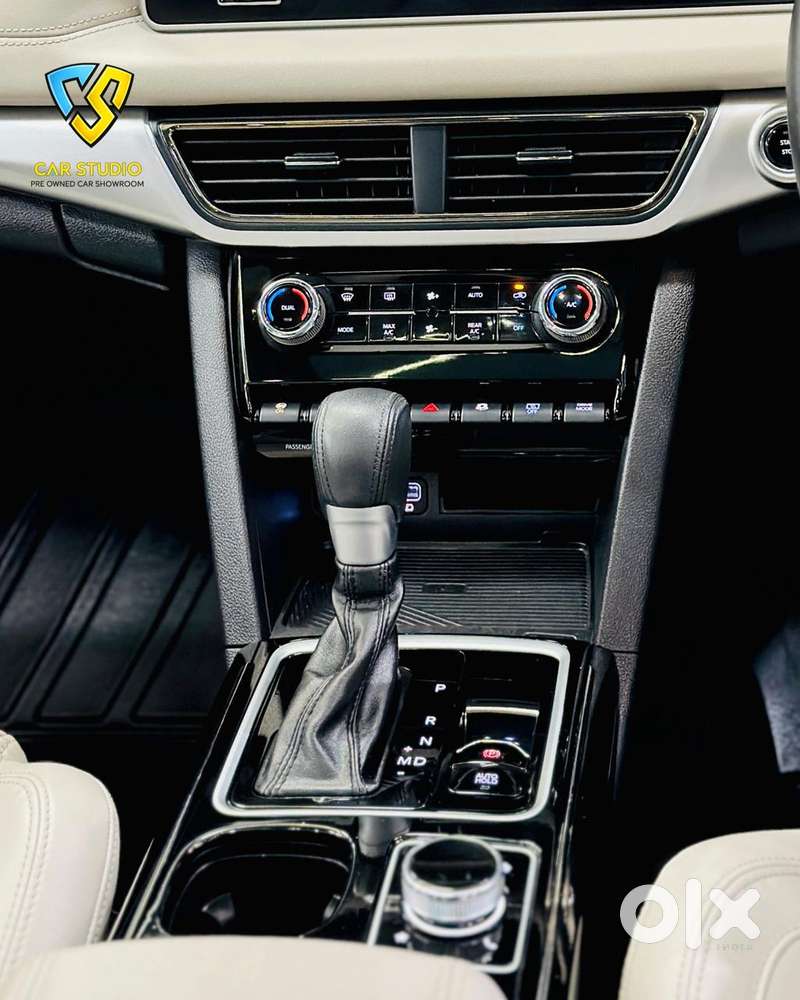 Mahindra Xuv700 Ax7l 6 Str At, 2024, Diesel