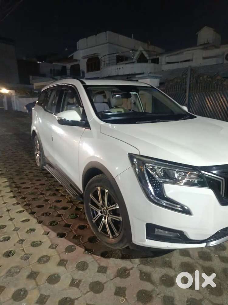 Mahindra Xuv700 2022 Petrol 89200 Km Driven