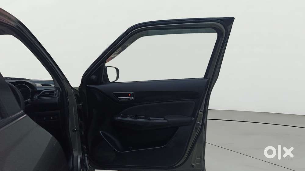 Maruti Suzuki Swift Amt Vvt Vxi, 2022, Petrol