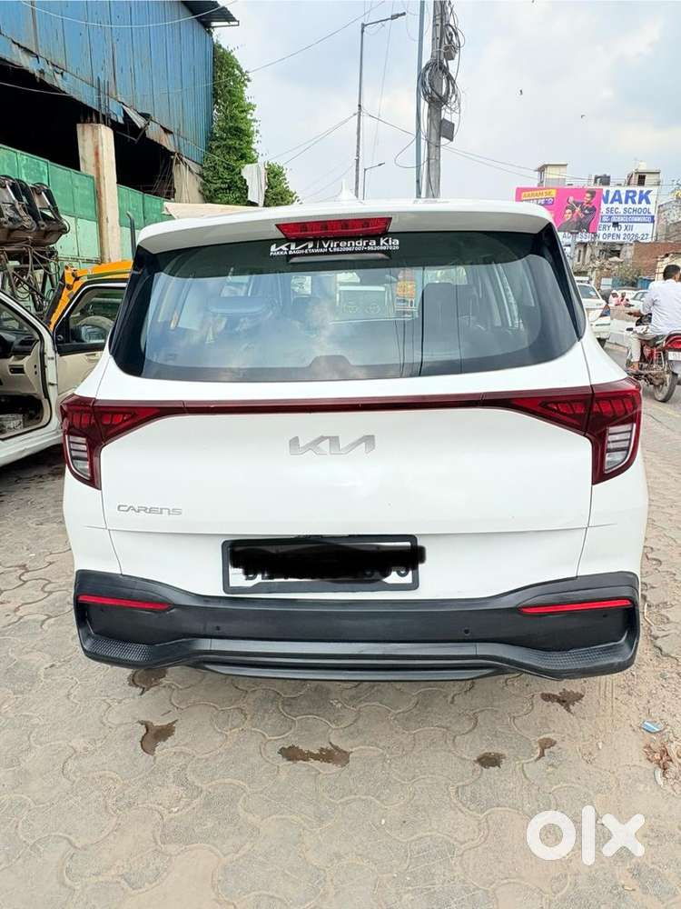 Kia Carens Petrol Manual 2025