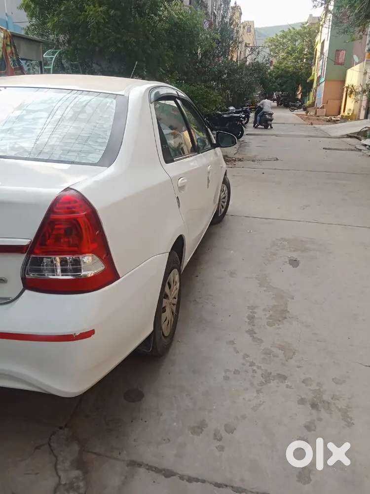 Toyota Etios 2019 Diesel 145000 Km Driven