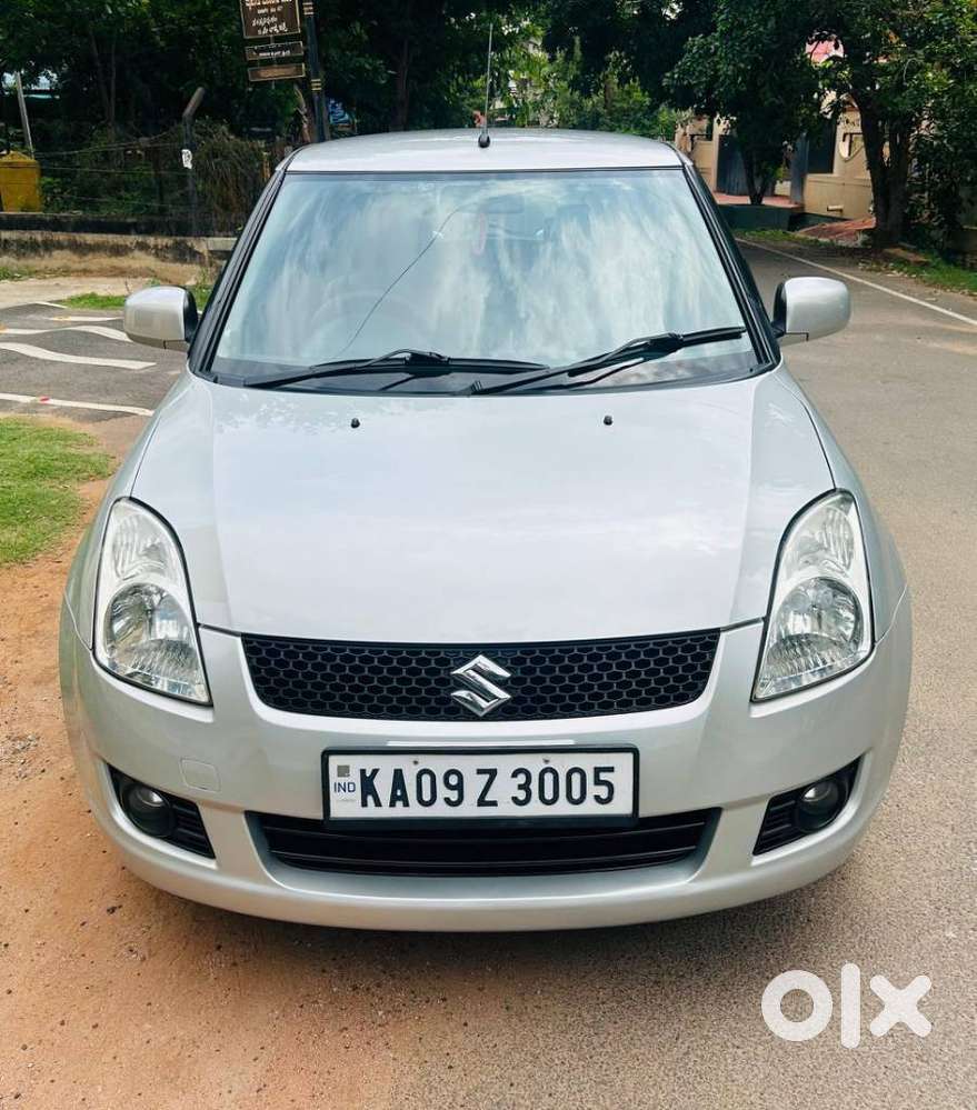 Maruti Suzuki Swift Vxi + Manual, 2010, Petrol