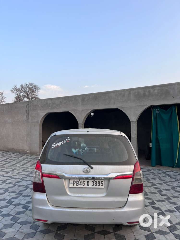 Toyota Innova Diesel 2014