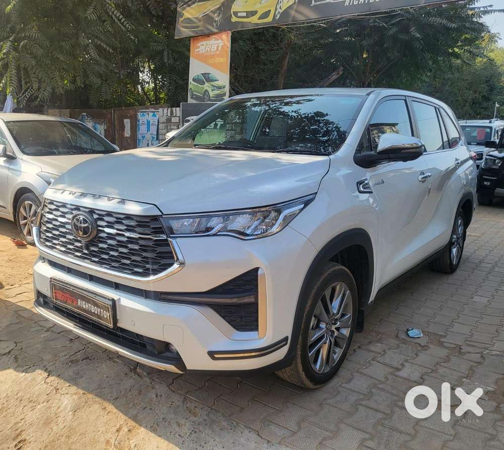 Toyota Innova Hycross 2.0 ZX (O) Hybrid 7 STR, 2023 - Cars in