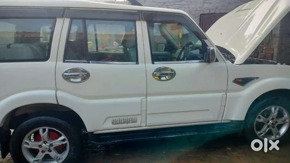 Mahindra Scorpio 2015 Diesel 117081 Km Driven