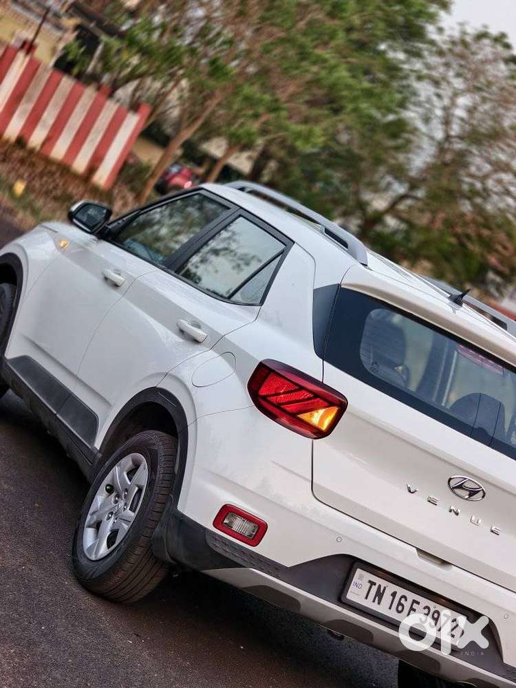 Hyundai Venue S Diesel, 2020, Diesel