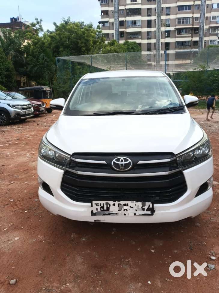 Toyota Innova Crysta 2.8 Gx Automatic 7 Str, 2016, Diesel