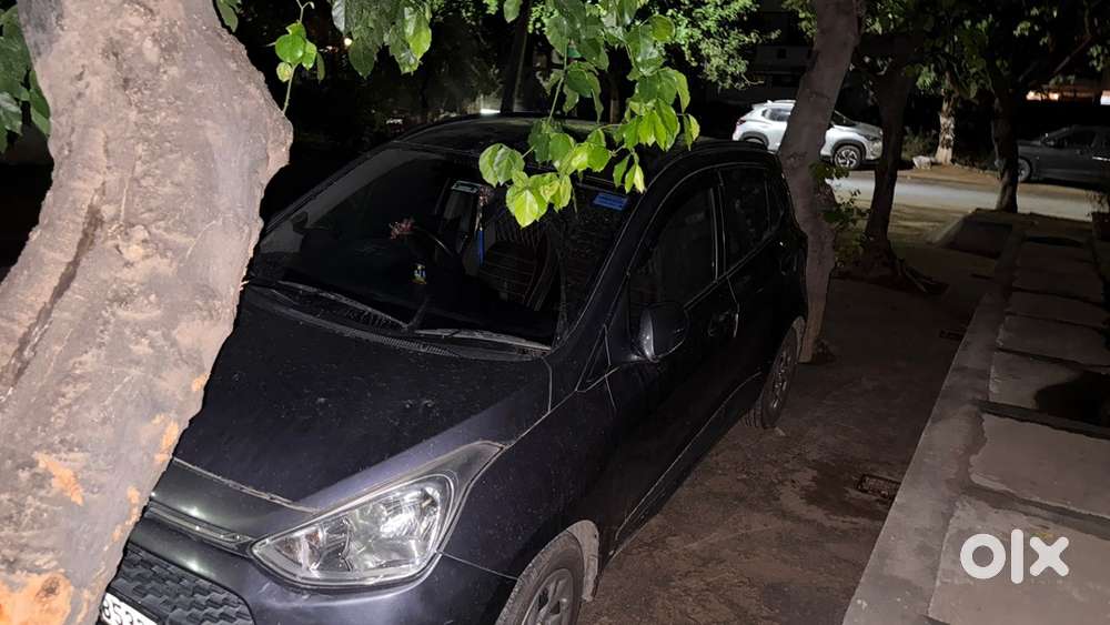 Hyundai Grand I10 Sportz 2019 October Model - Cng Fitter Top Model