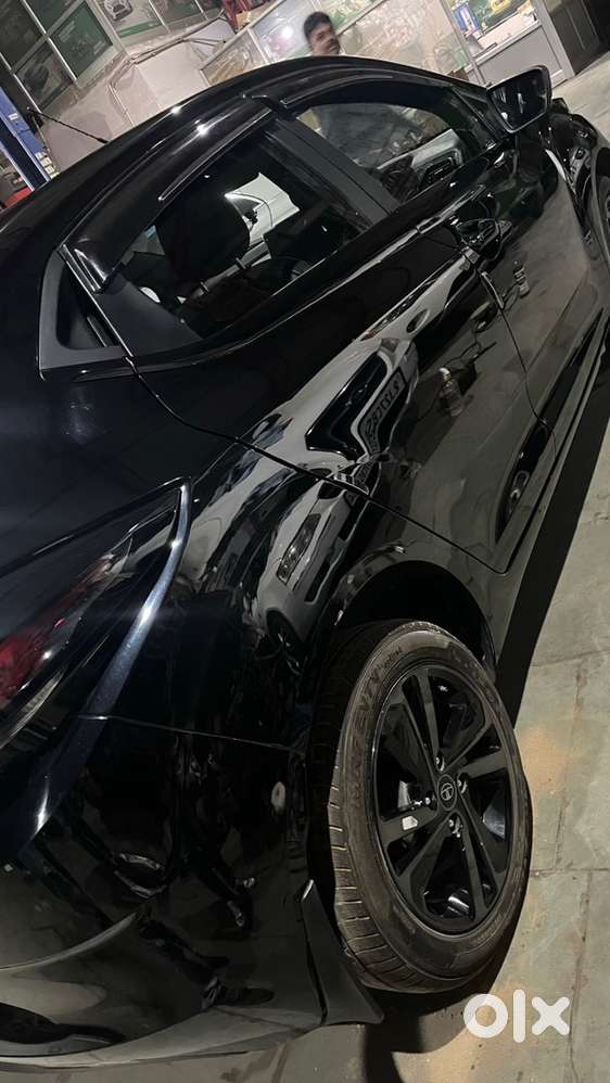 Tata Altroz Petrol 2022