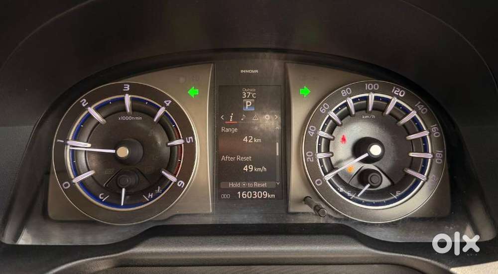 Toyota Innova Crysta 2.8 Zx Automatic 7 Str, 2023, Diesel