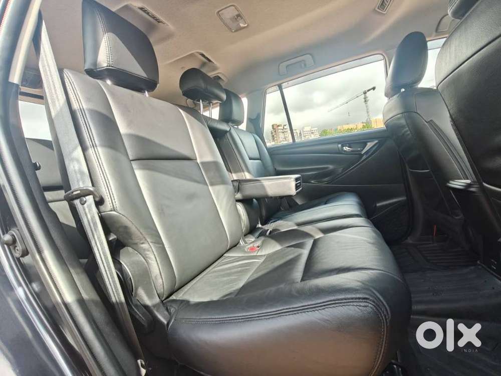 Toyota Innova Crysta 2.4 Gx Limited Edition At 8 Str, 2022, Diesel